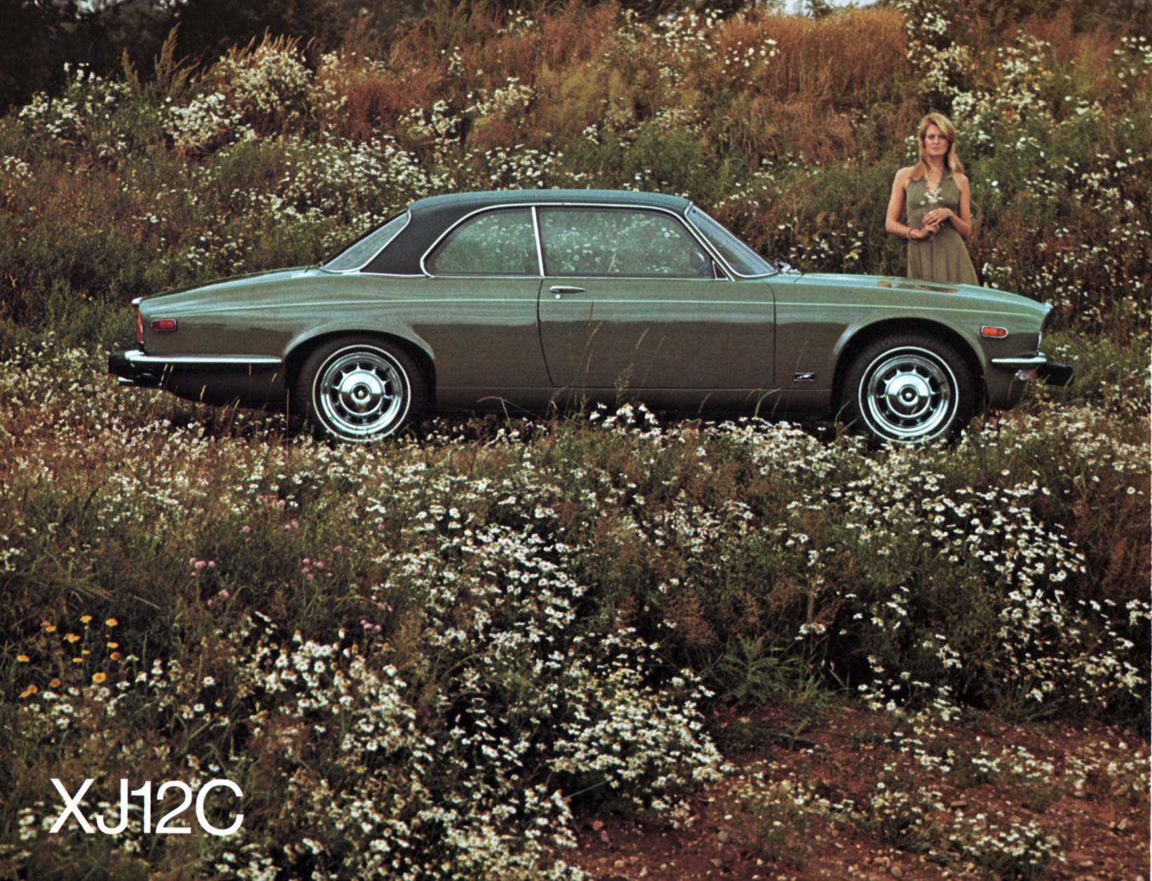 1974 Jaguar Model Lineup Brochure Page 2